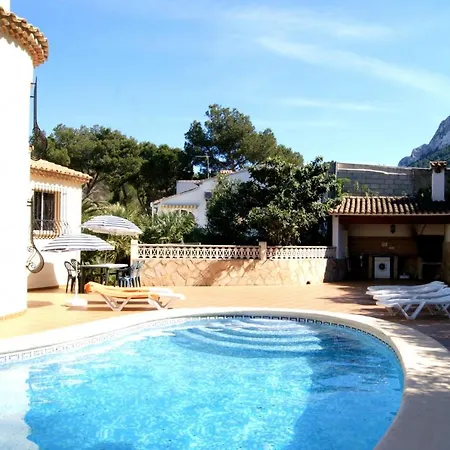 Efaistos Villa