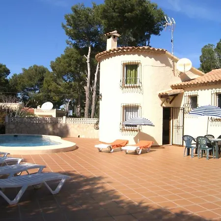 Efaistos Villa